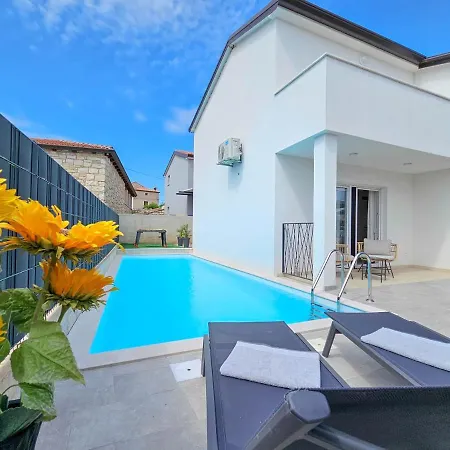 Moreale Villa Brtonigla